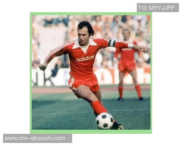 12号足球明星的传奇之路与背后的奋斗故事揭秘 12号足球明星的传奇之路与背后的奋斗故事揭秘