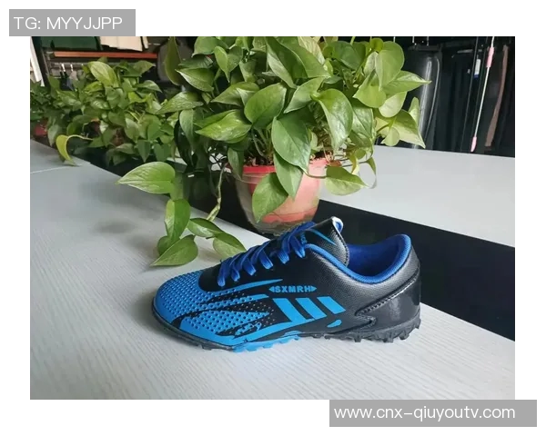 冬季足球装备全攻略温暖舒适助你在寒冷天气中尽情驰骋球场 冬季足球装备全攻略温暖舒适助你在寒冷天气中尽情驰骋球场